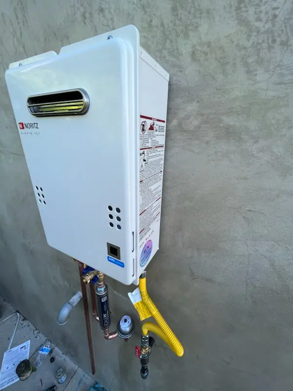 Tankless water heater installation for Lincolnia Heights homes